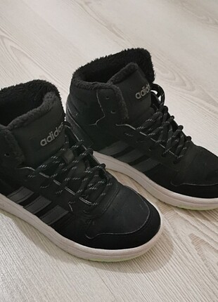 Adidas ayakkabi
