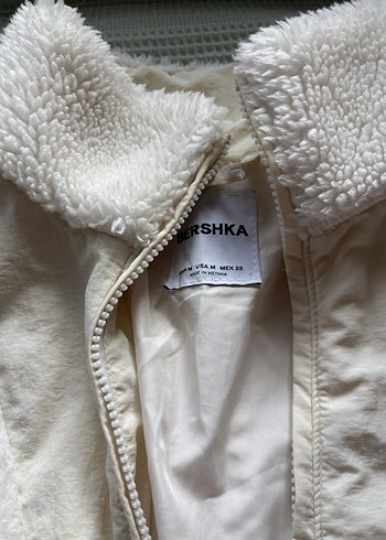 m Beden beyaz Renk bershka suni yünlü mont
