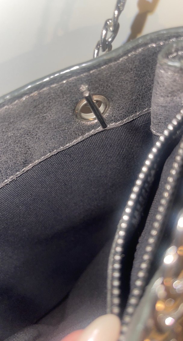 Zincir Detaylı Siyah Deri Gotik Kadın Çanta - Görsel 4