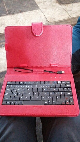 Tablet klavyesi 