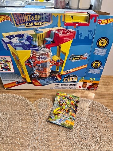  Beden Hot wheels oyuncak