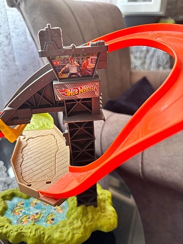  Beden Dinozor seti Hot wheels