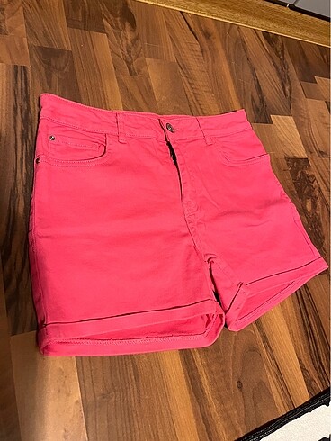 LCW pembe kısa şort