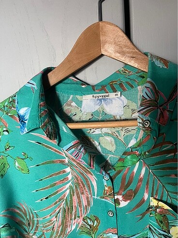 Zara fk.pynappel çiçek desen gömlek
