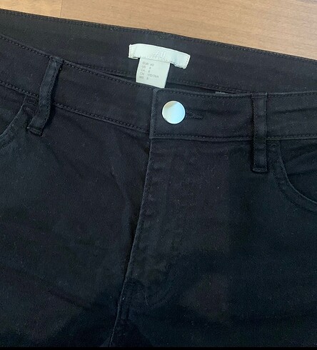 H&M H&M mini siyah şort
