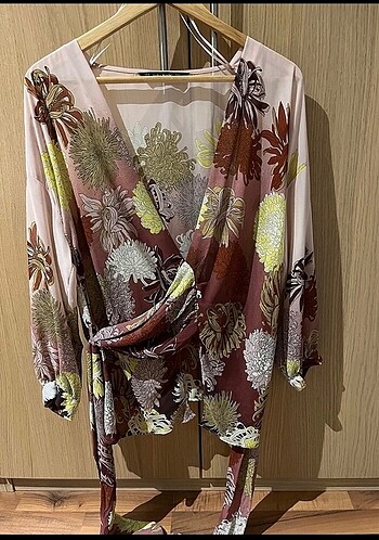 Zara bluz