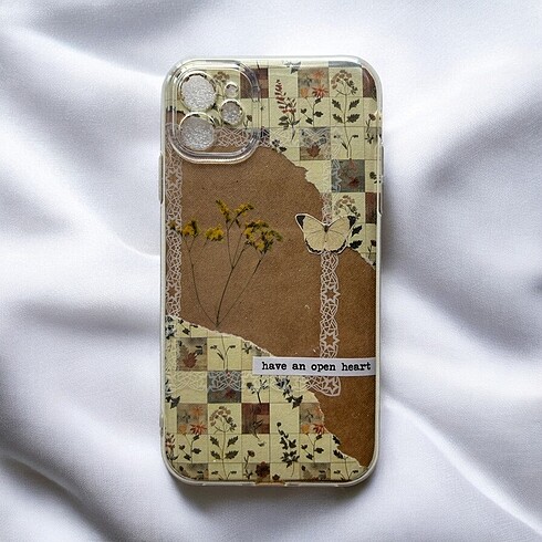 İPhone 11 Scrapbook kılıf