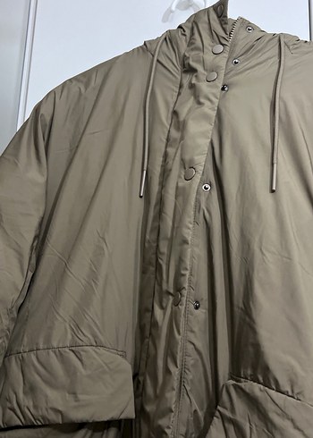 Kadın Uzun   Koyu. yeşil. Yüksek Yakalı Mont sayılır giyildi - Görsel 3