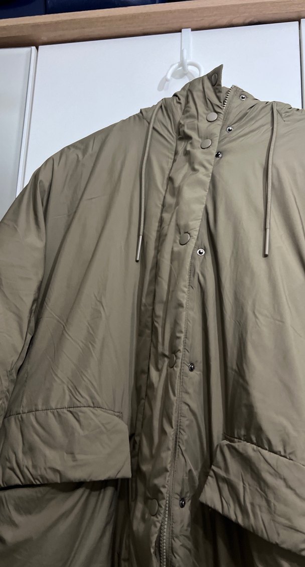 Kadın Uzun   Koyu. yeşil. Yüksek Yakalı Mont sayılır giyildi - Görsel 3