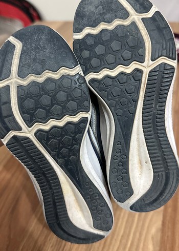 30 Beden Nike Erkek Çocuk Lacivert Spor Ayakkabı