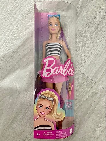 Barbie 65. Yıl özel bebek koleksiyonluk