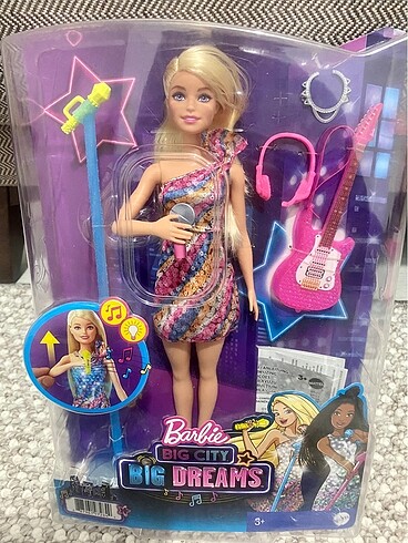 Barbie şarkıcı bebek