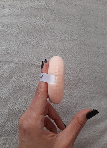 Beden Renk Pudra ponponu