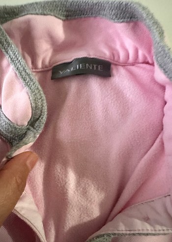 Valentino Pembe Düğmeli Kadın Gömlek