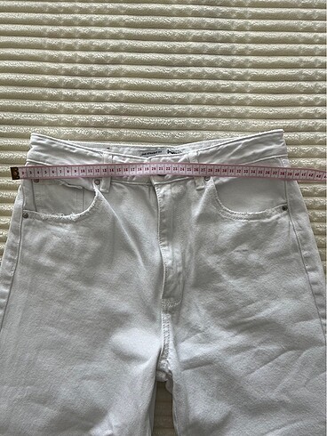 m Beden beyaz Renk stradivarius baggy jean