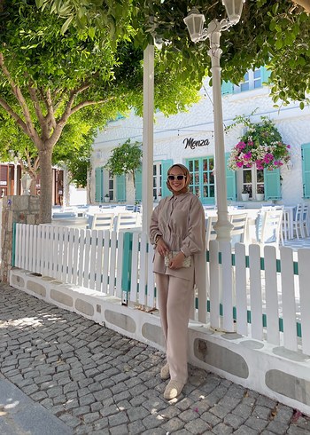 Camel Renkli Kısa Kesim Kadın Takım Elbise