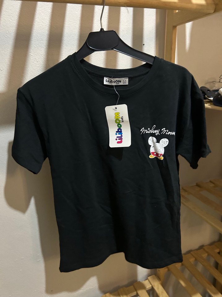 Çocuk Siyah Baskılı Kısa Kollu Tişört - Görsel 2