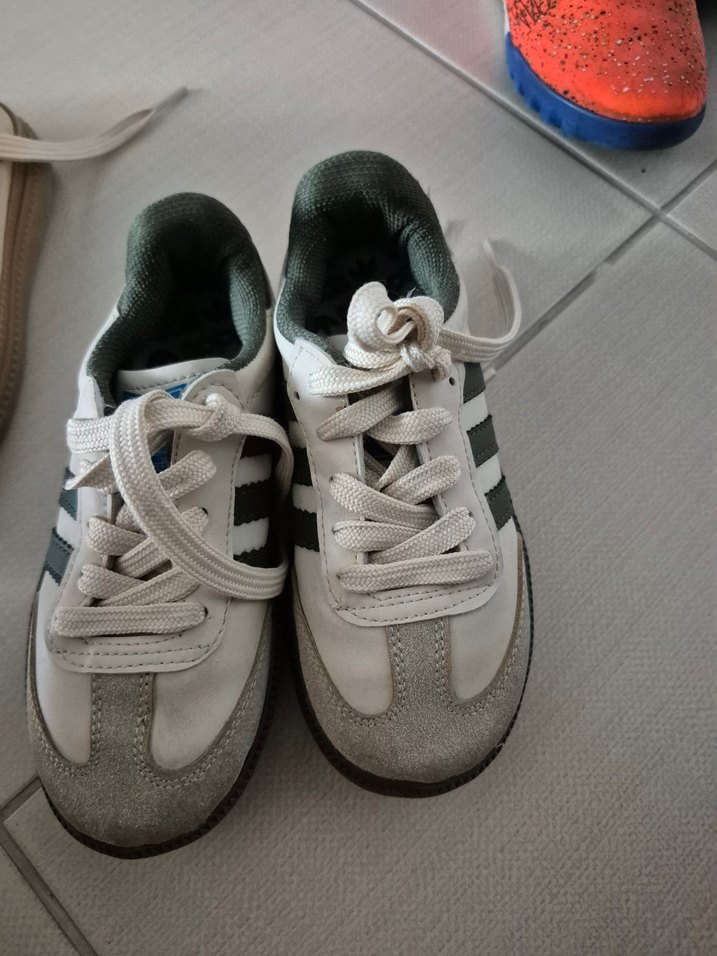 3 adet Erkek Çocuk Çok Renkli Cırt Cırtlı Spor Ayakkabı - Görsel 2