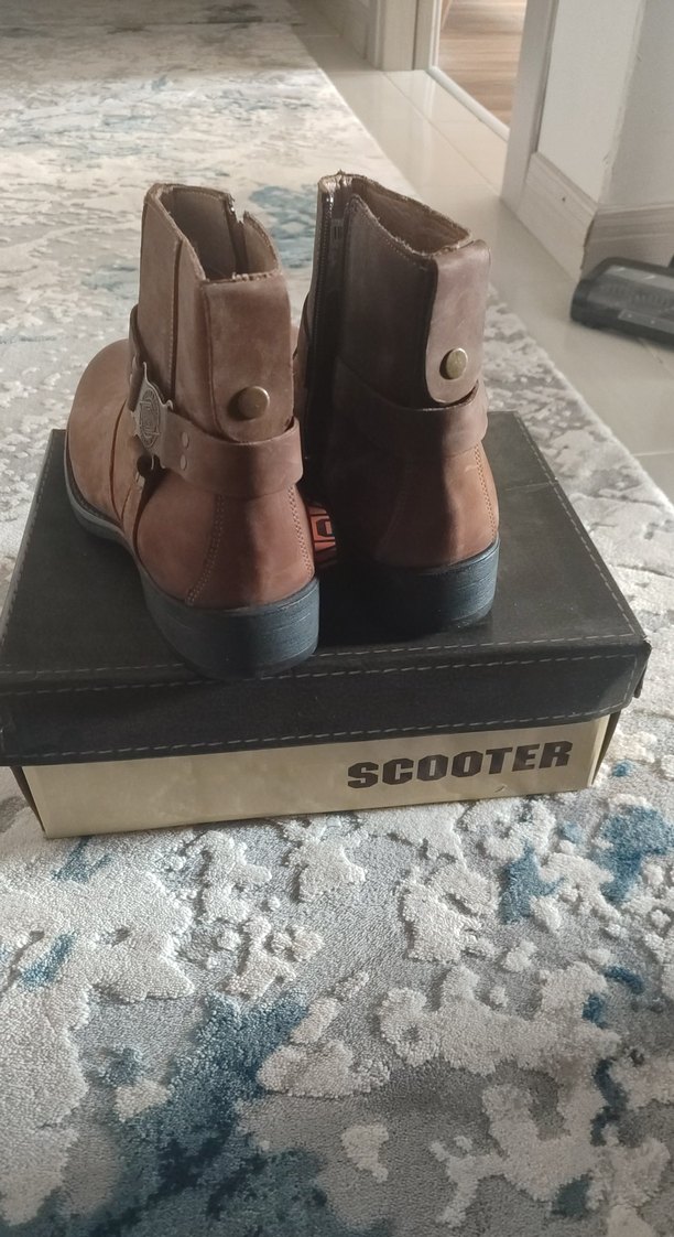 Kahverengi nubuk erkek botu - Görsel 3