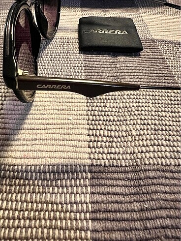 Beden Carrera siyah unisex güneş gözlüğü