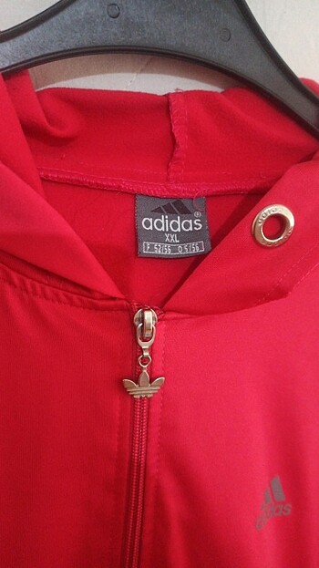 Adidas M-L uyumlu İKİ KEZ GİYİLDİ TEMİZ 
