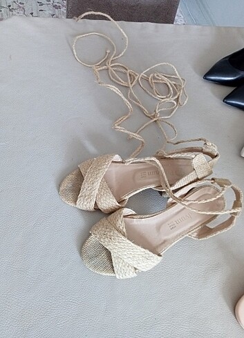 Topuklu sandalet  - Görsel 2
