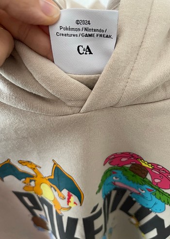 s/m Beden C&A Pokemon Baskılı Sweatshirt