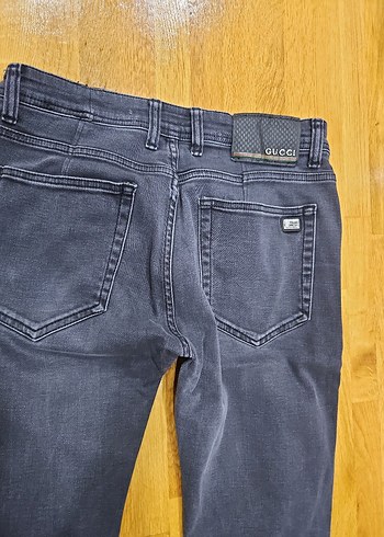 Gucci erkek Gri Baskılı Denim Pantolon - Görsel 4