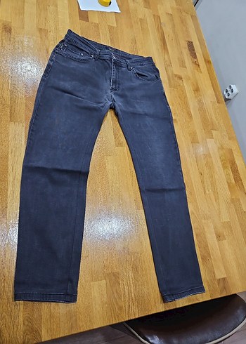 Gucci erkek Gri Baskılı Denim Pantolon - Görsel 2