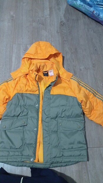 Adidas mont
