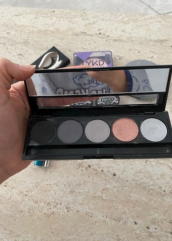 Pierre Cardin Göz Farı Paleti - Görsel 3