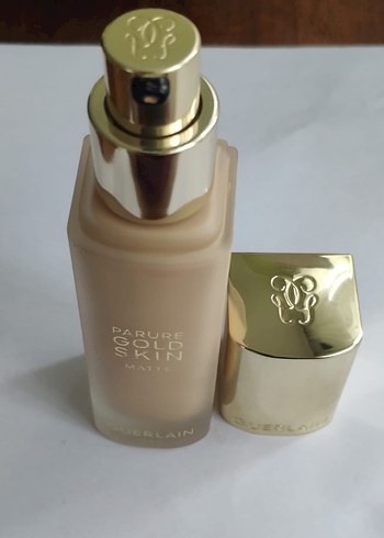  Beden Guerlain Parure Gold 2W Skin Matte