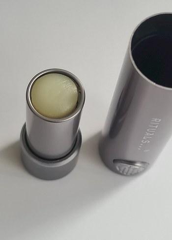 Beden Renk Rituals Nourishing Lip Balm