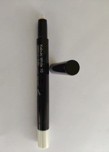 Shiseido Kajal InkArtist 10 Kabuki White Akmayan Göz Kalemi