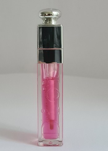 Dior Lip Glow Color Reviver Gloss
Dudak Parlatıcısı - Görsel 3