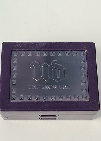 Urban Decay Honey Pot Brow Box
Kaş Paleti - Görsel 2