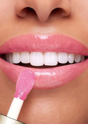 Clarins Lip Comfort Oil 04 Pitaya Dudak Bakım Yağı 7 ml
Yeni - Görsel 5