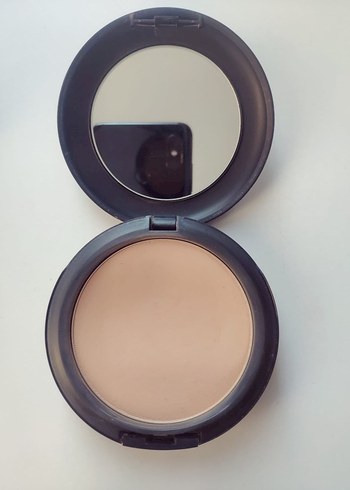 Mac Studio Fix Powder Plus Fondöten Pudra NW30 - Görsel 6