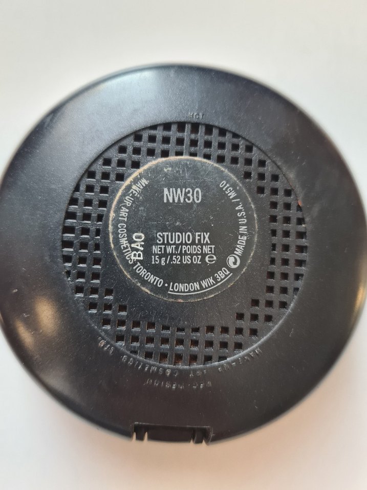 Mac Studio Fix Powder Plus Fondöten Pudra NW30 - Görsel 3