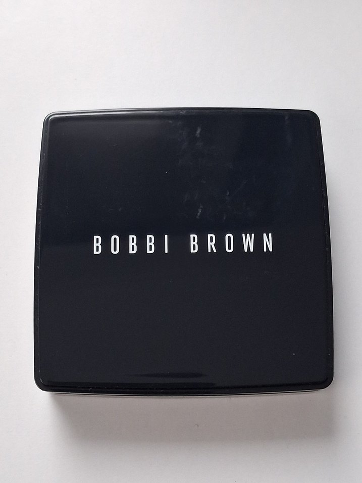 Bobbi Brown Sheer Finish Pressed Powder
Soft Sand - Görsel 2