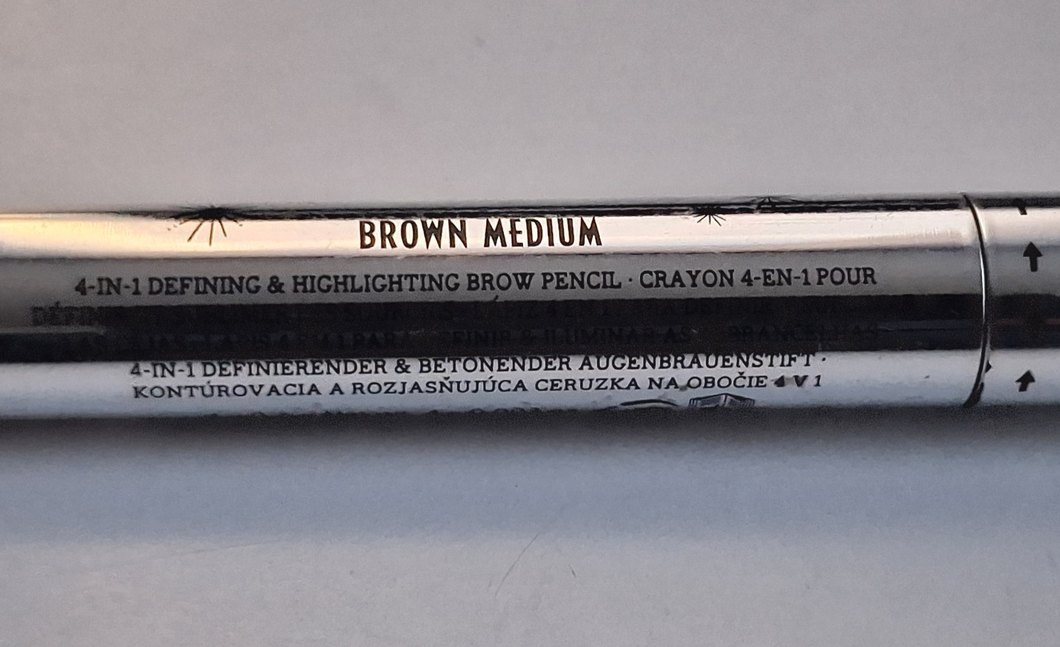 Benefit Brow Contour Pro 4-in-1 Defining & Highlight Brow Pencil - Görsel 5