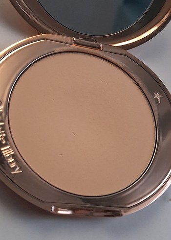 Charlotte Tilbury
Airbrush Flawless Finish - Matlaştırıcı Pudra - Görsel 6