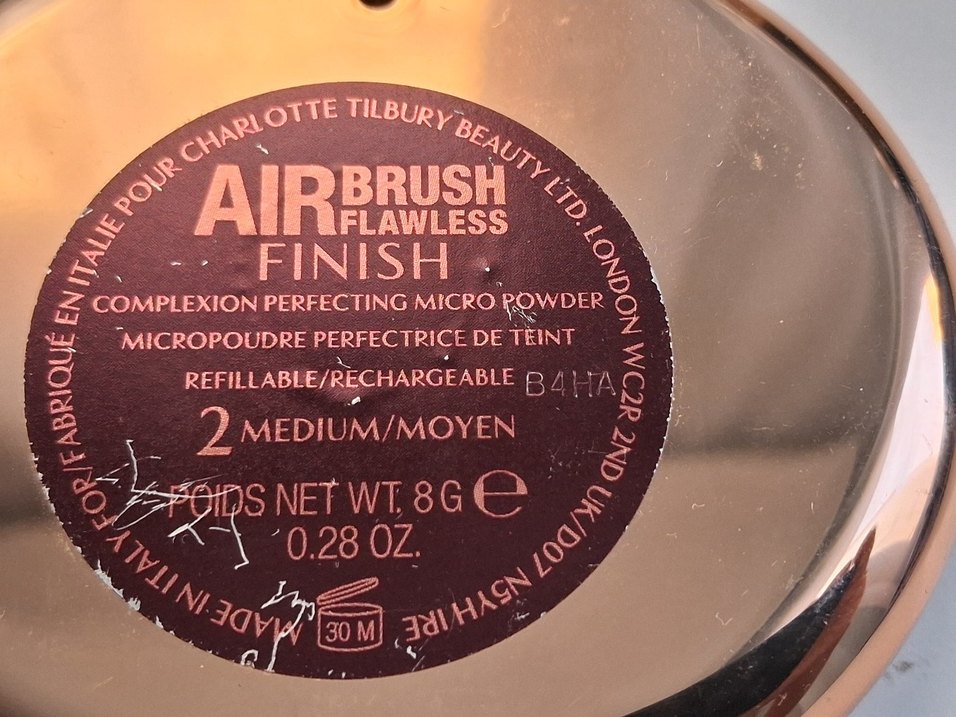 Charlotte Tilbury
Airbrush Flawless Finish - Matlaştırıcı Pudra - Görsel 4