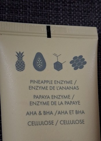 Wishful by Huda Beauty Yo Glow Enzyme Scrub 100 ml - Görsel 4