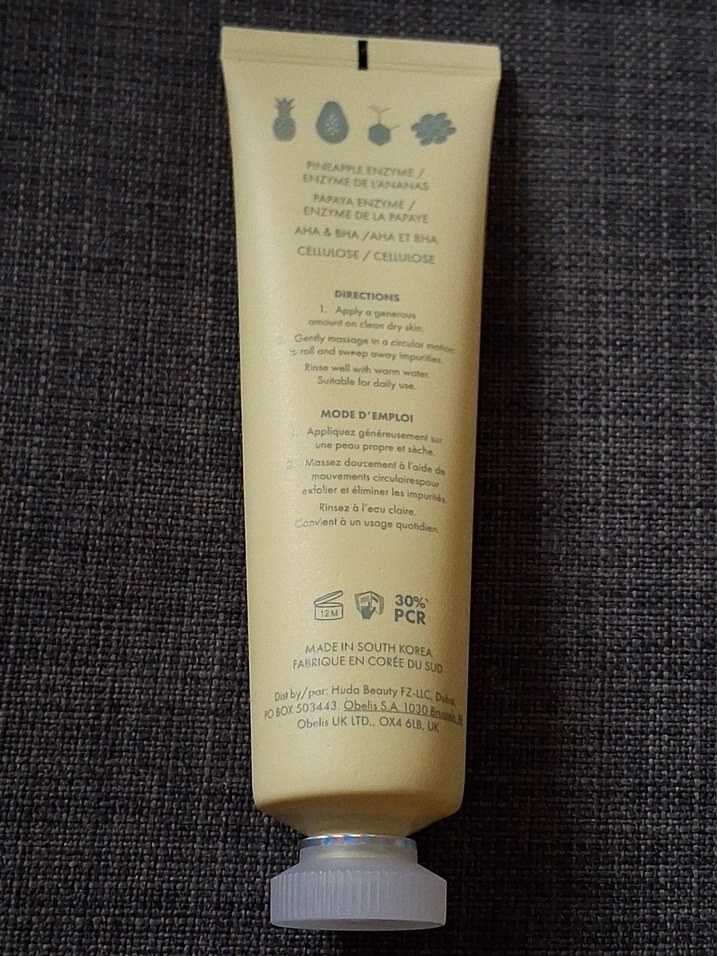 Wishful by Huda Beauty Yo Glow Enzyme Scrub 100 ml - Görsel 3