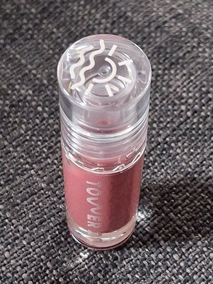 Tower 28 Beauty  ShineOn Lip Jelly Hydrating Non-Sticky Lip Oil - Görsel 5