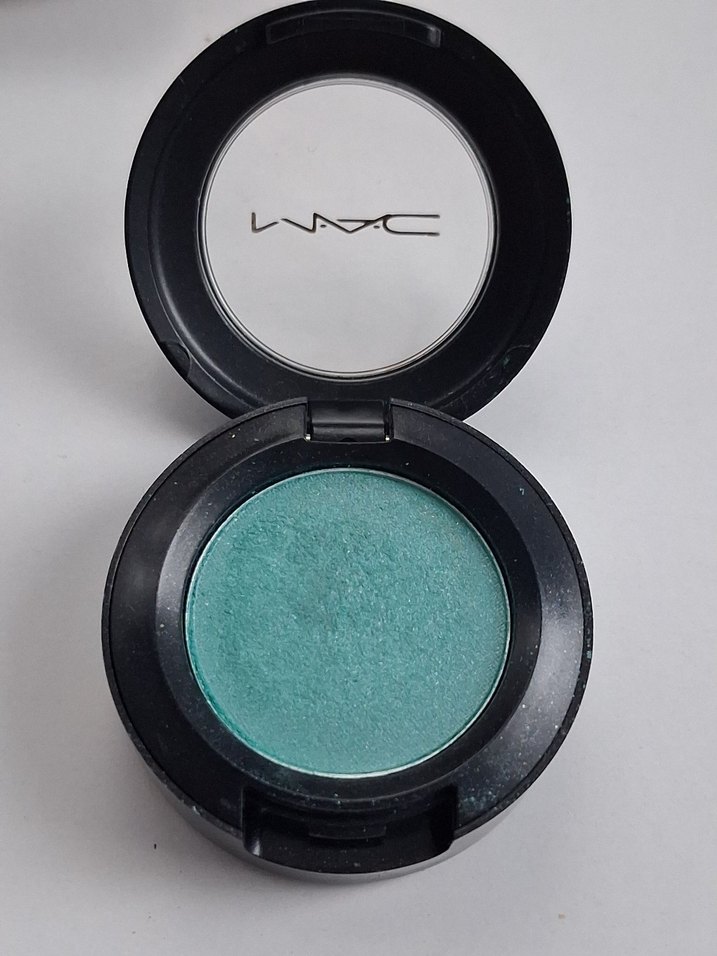 MAC Aquadisiac Lustre Eyeshadow Far - Görsel 3