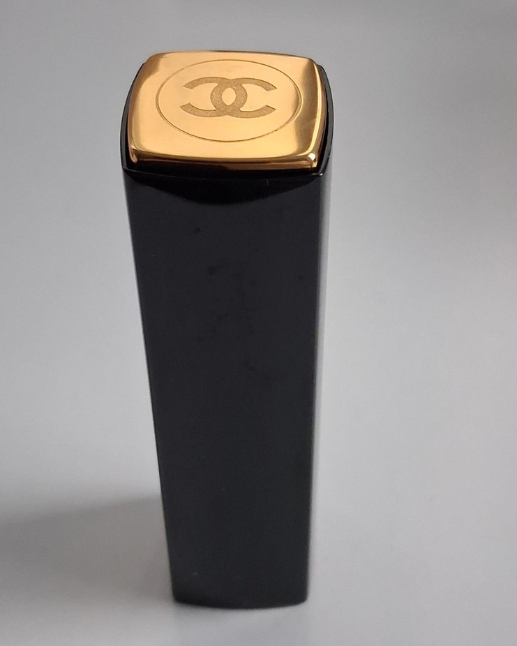 Chanel Rouge Allure Velvet 65 L'Aristrocatica Ruj - Görsel 4