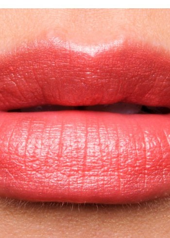 Chanel Rouge Allure 129 Surprenante Ruj - Görsel 5