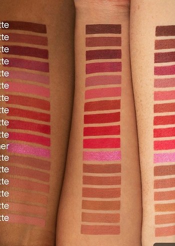 HAUS LABS BY LADY GAGA 
Le Monster Lip Crayon Vegan Lipstick - Görsel 5